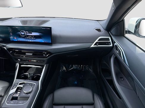 Certified 2025 BMW 430i Convertible image 19