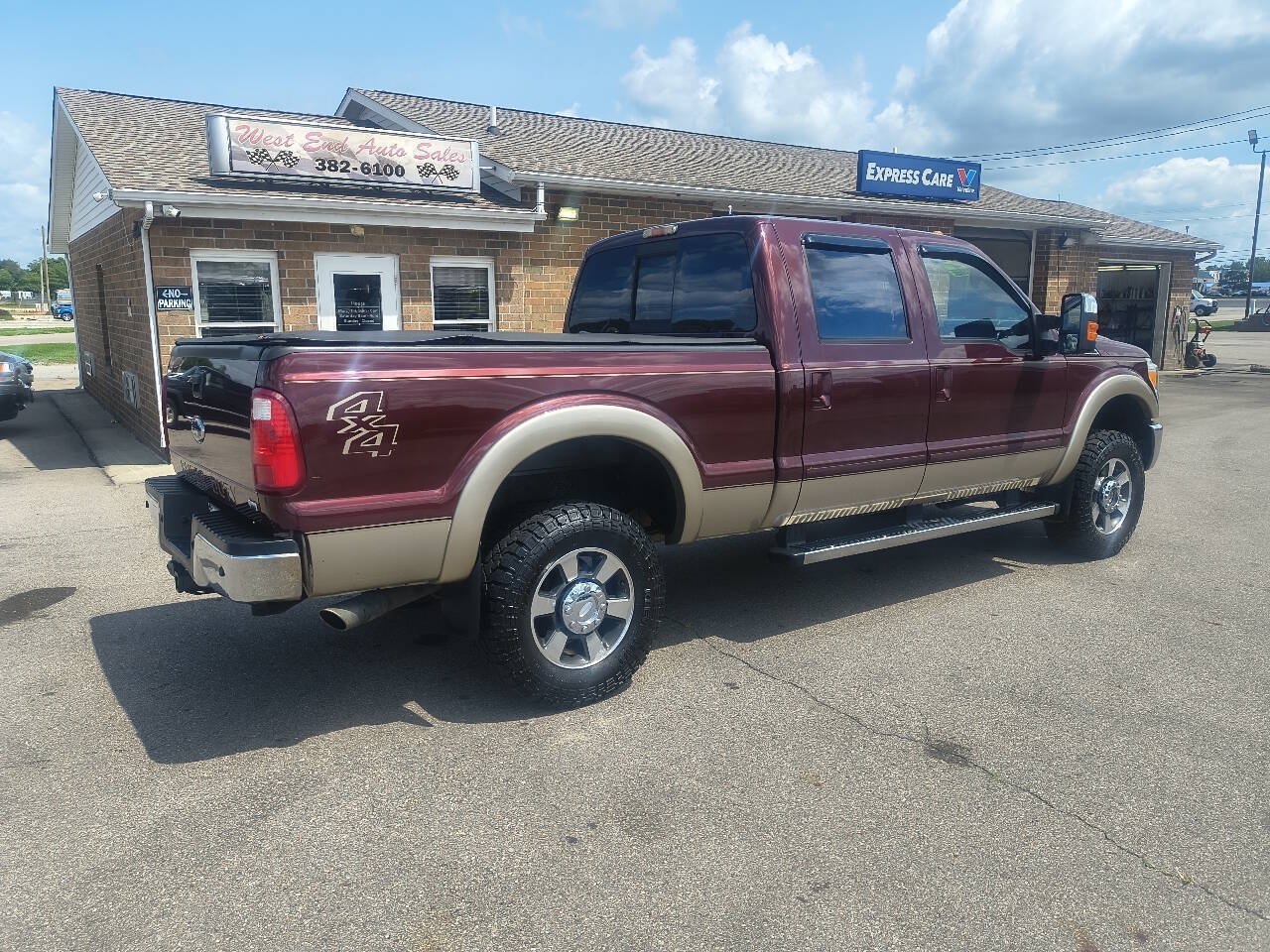 Used 2011 Ford F350 Lariat w/ Chrome Pkg AWD/4WD image 6