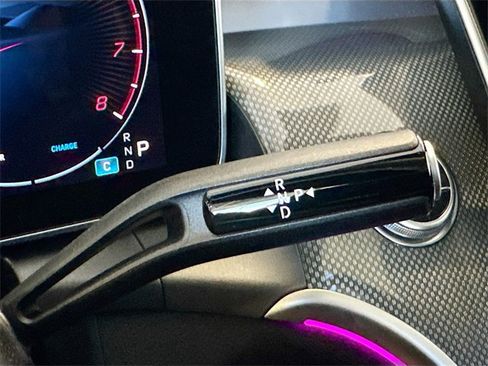 Certified 2025 Mercedes-Benz GLC 300 4MATIC image 17