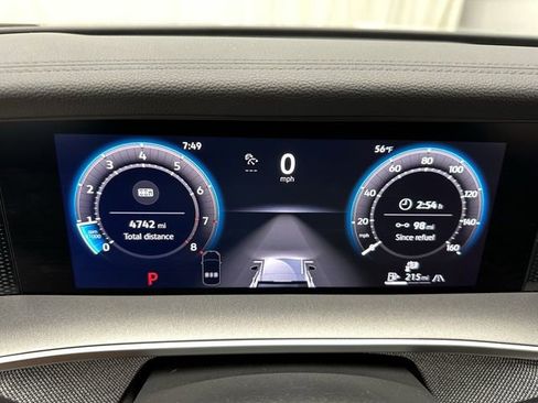 Certified 2025 Volkswagen Tiguan S AWD/4WD image 16