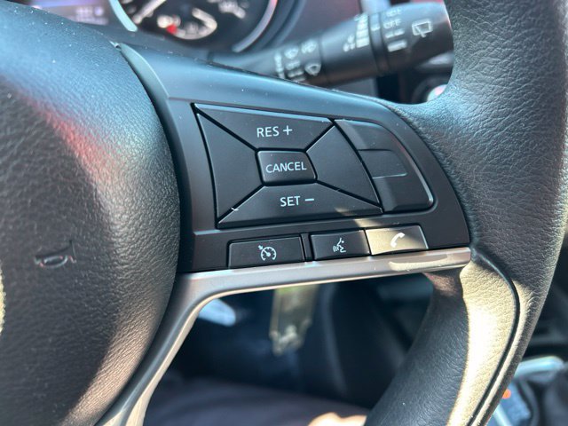 Used 2018 Nissan Rogue S AWD/4WD image 19