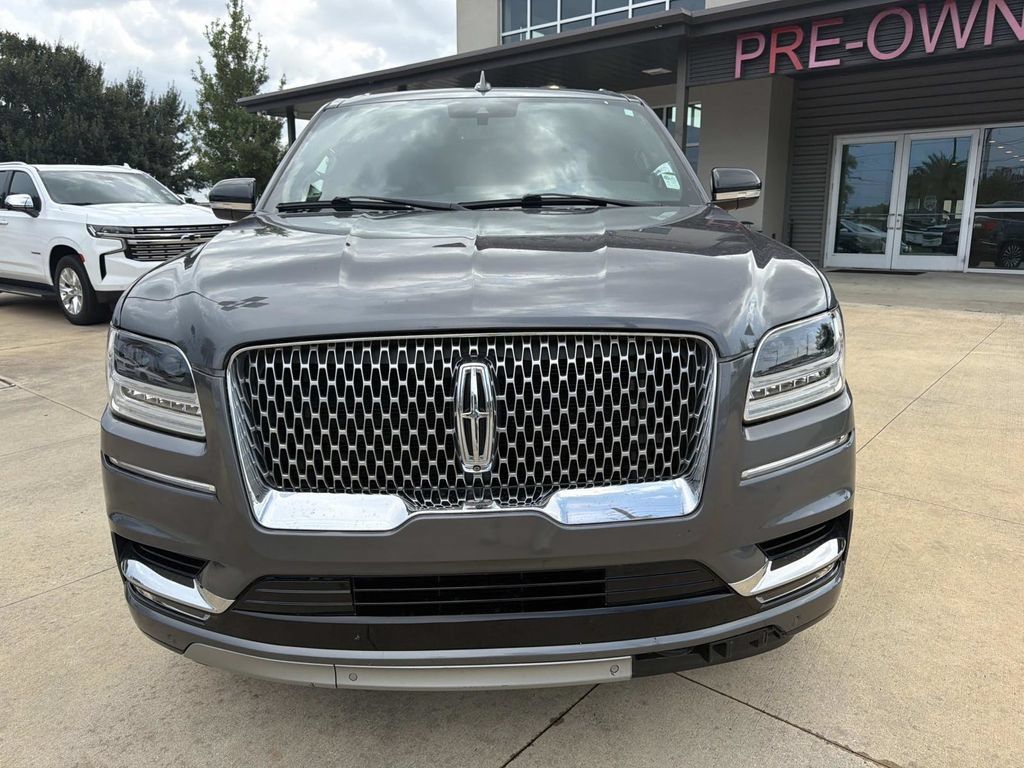 Certified 2021 Lincoln Navigator Reserve RWD image 3