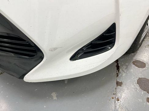 Used 2019 Toyota Corolla LE FWD image 29