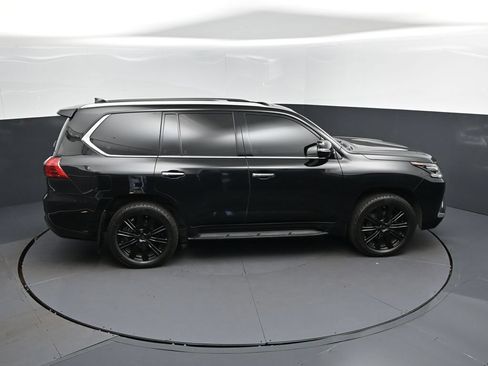 Used 2017 Lexus LX 570 4WD image 37