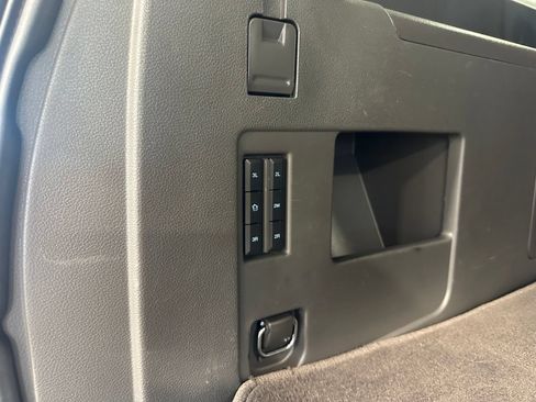 Used 2019 Ford Expedition Max XLT w/ Equipment Group 202A RWD image 46