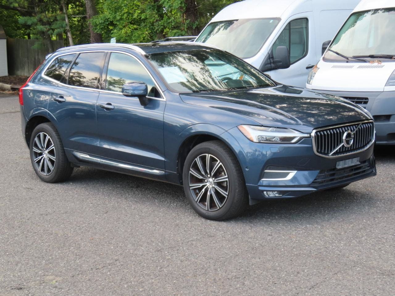 Used 2018 Volvo XC60 T5 Inscription AWD/4WD image 2