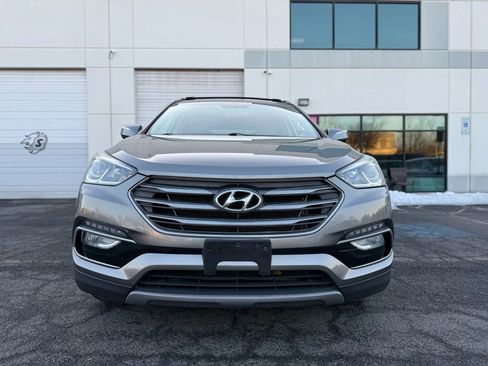 Used 2018 Hyundai Santa Fe Sport w/ 2.4L Value Package 02 image 9