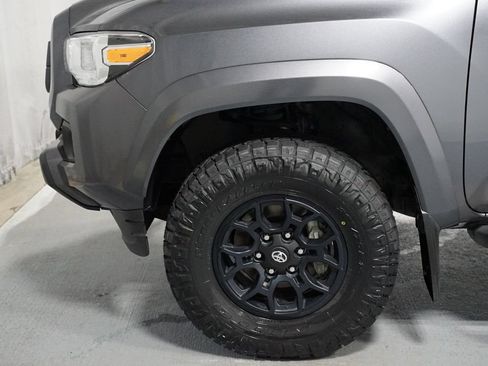 Certified 2021 Toyota Tacoma SR5 RWD image 5