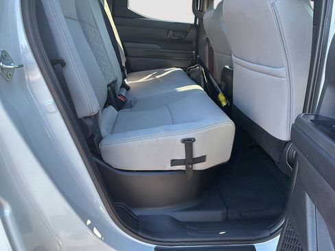 Used 2025 Toyota Tacoma SR5 image 10
