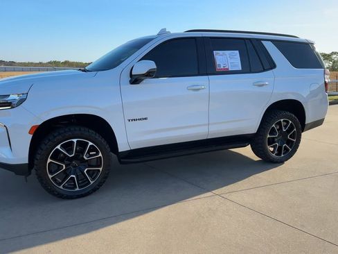 Used 2023 Chevrolet Tahoe RST w/ Luxury Package image 4