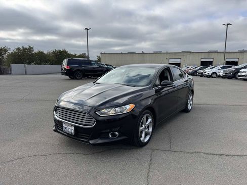 Used 2013 Ford Fusion SE image 5