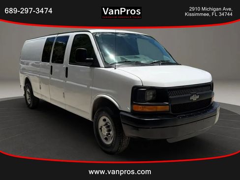 Used 2013 Chevrolet Express 3500 Extended RWD image 6