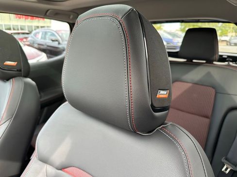 New 2025 Nissan Kicks SR w/ SR Premium Package image 17