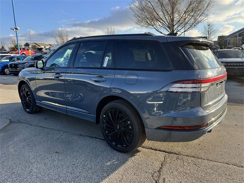 New 2026 Lincoln Aviator Reserve w/ Jet Appearance Package image 6