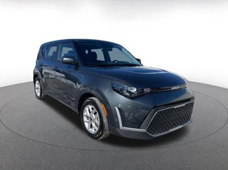 Used 2025 Kia Soul LX w/ LX Technology Package video 1