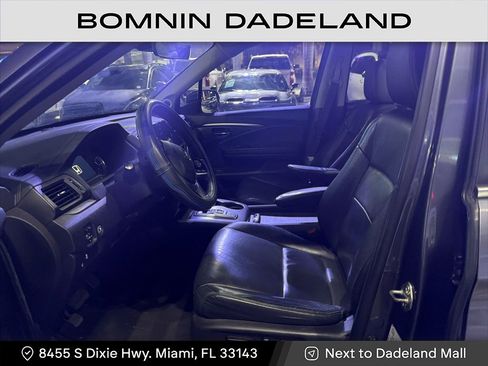 Used 2021 Honda Pilot Special Edition image 3