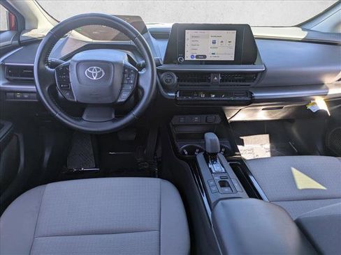 Used 2024 Toyota Prius LE image 15