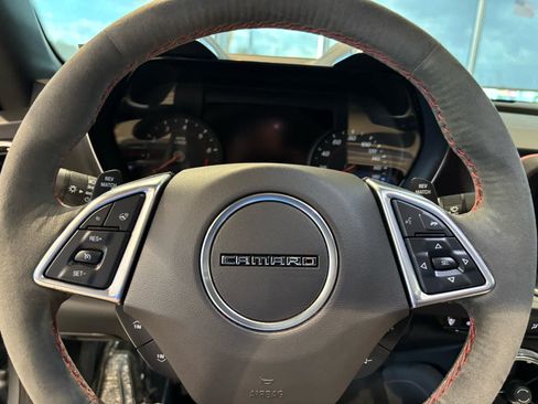 Certified 2022 Chevrolet Camaro ZL1 RWD image 14
