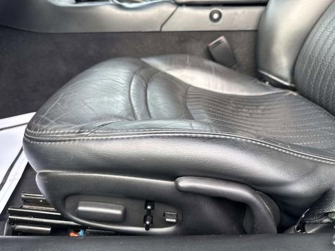 Used 2004 Chevrolet Corvette Coupe w/ Preferred Equipment Group image 23