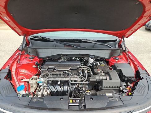 Used 2025 Hyundai Kona SEL FWD image 29
