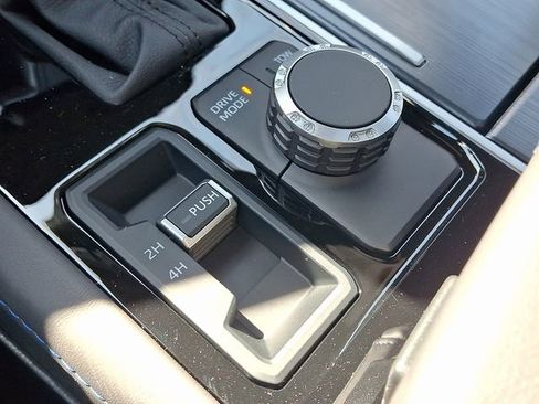 New 2025 Toyota Tundra Platinum AWD/4WD image 21