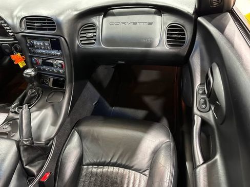 Used 2003 Chevrolet Corvette Z06 w/ Memory Package, 3 Drivers RWD image 12