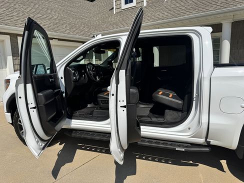 Used 2021 GMC Sierra 1500 AT4 AWD/4WD image 13