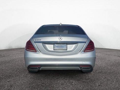Used 2015 Mercedes-Benz S 550 Sedan image 4