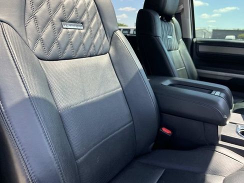 Used 2018 Toyota Tundra Platinum AWD/4WD image 52