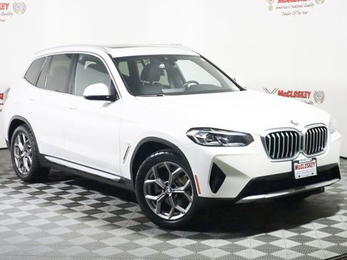 Used 2023 BMW X3 xDrive30i image 2