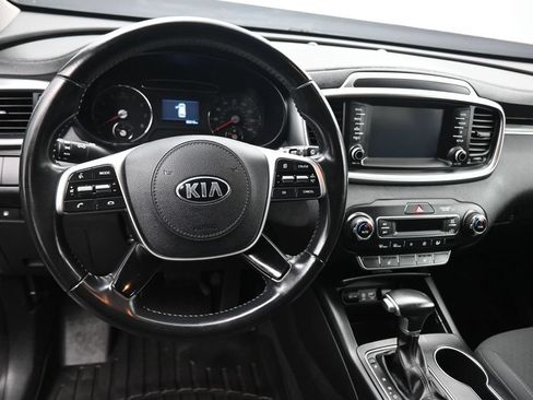 Used 2019 Kia Sorento S AWD/4WD image 14
