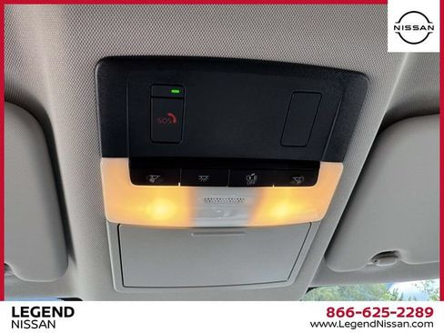 Certified 2024 Nissan Rogue SV AWD/4WD image 34