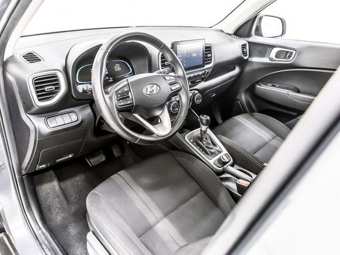 Used 2023 Hyundai Venue SEL FWD image 26