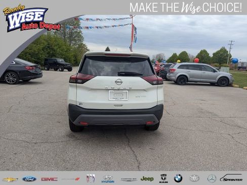 Used 2021 Nissan Rogue SV AWD/4WD image 4