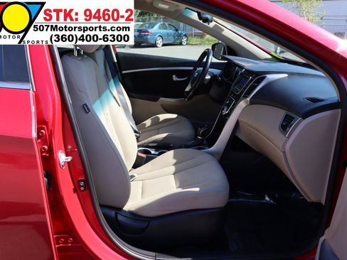 Used 2016 Hyundai Elantra GT w/ Option Group 02 FWD image 19