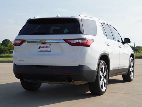 Used 2018 Chevrolet Traverse LT FWD image 8