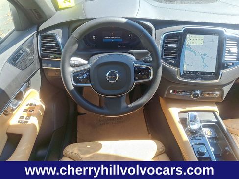 New 2025 Volvo XC90 T8 Ultra w/ Protection Package Premier image 12