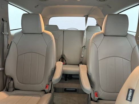 Used 2015 Buick Enclave Leather image 25