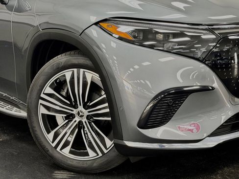 Certified 2023 Mercedes-Benz EQS 450+ 4MATIC SUV w/ Exclusive Trim Package image 4