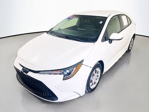 Used 2020 Toyota Corolla LE FWD image 4