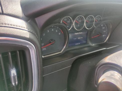 Used 2019 Chevrolet Silverado 1500 LT w/ All-Star Edition image 4