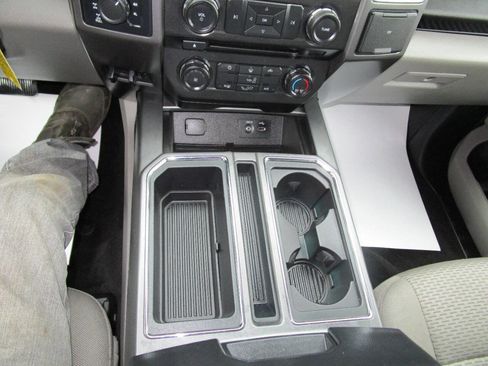 Used 2015 Ford F150 XLT w/ Equipment Group 301A Mid image 22