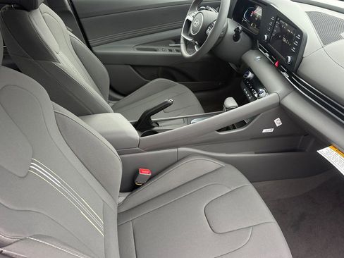 New 2026 Hyundai Elantra Sport FWD image 15