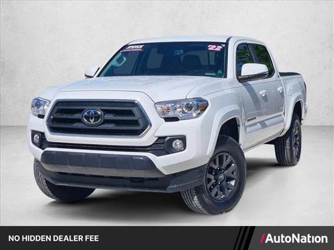 Used 2023 Toyota Tacoma SR5 w/ Technology Package AWD/4WD image 1