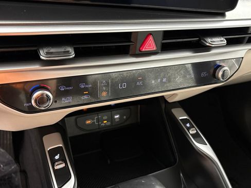 New 2026 Kia Sorento S w/ S Panoramic Sunroof Package FWD image 38