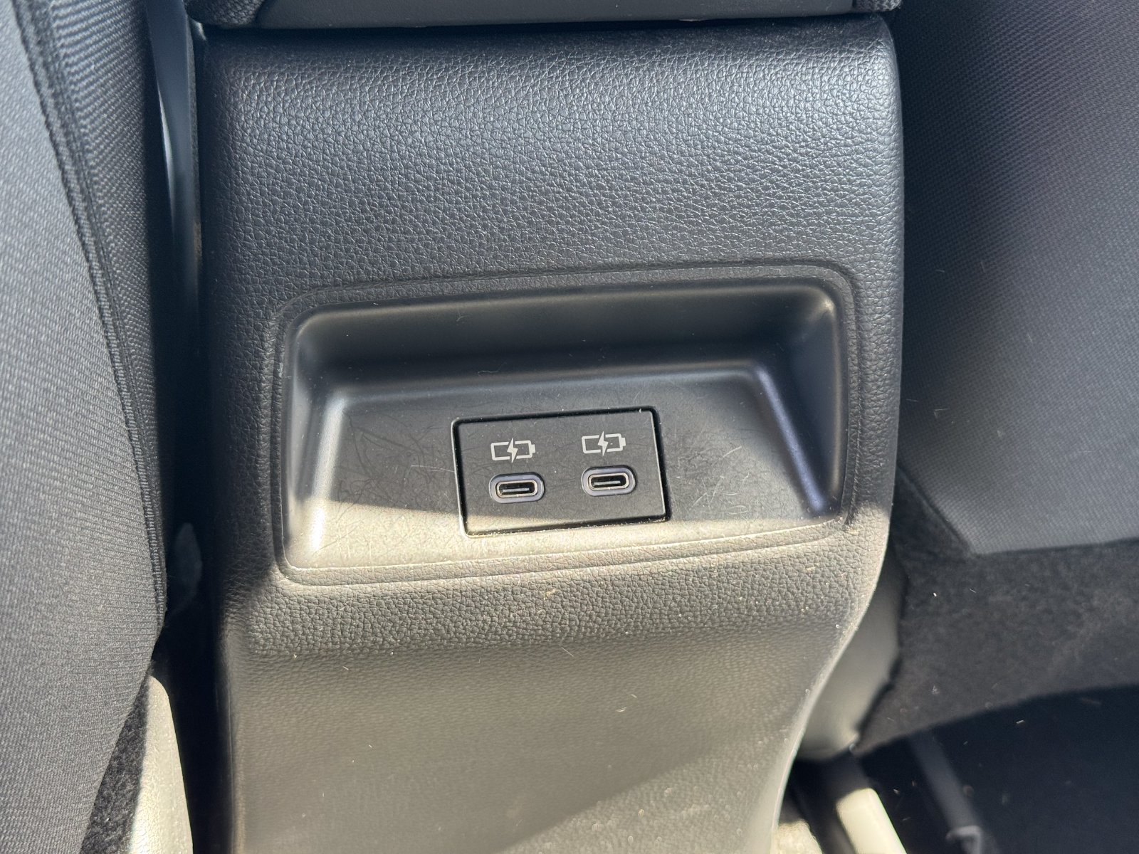 Used 2025 Toyota Corolla LE FWD image 14