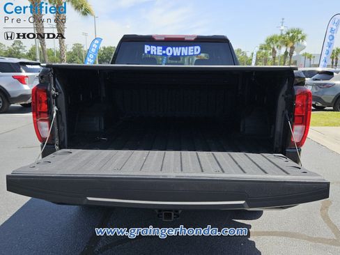Used 2024 GMC Sierra 1500 Elevation AWD/4WD image 13