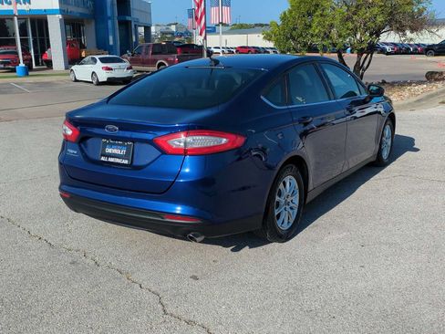 Used 2016 Ford Fusion S FWD image 8