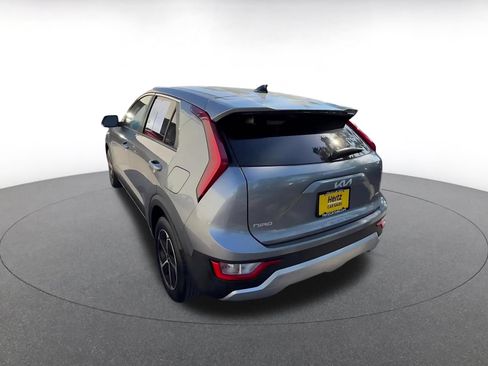 Used 2026 Kia Niro LX FWD image 11