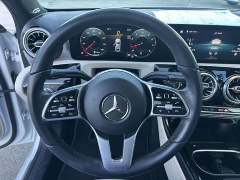 Used 2021 Mercedes-Benz A 220 image 15